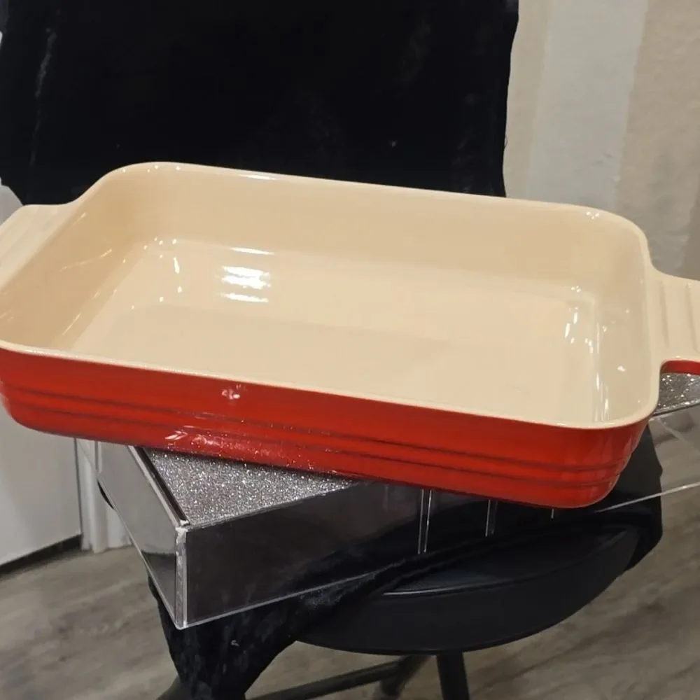 Le Creuset 32cm Rectangular‎ Baking Dish- Carmin